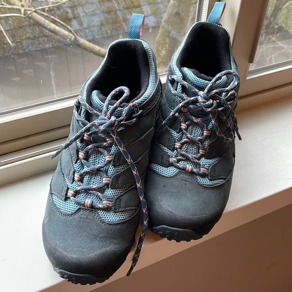 Heavy Duty Merrell Hiking Shoes 
